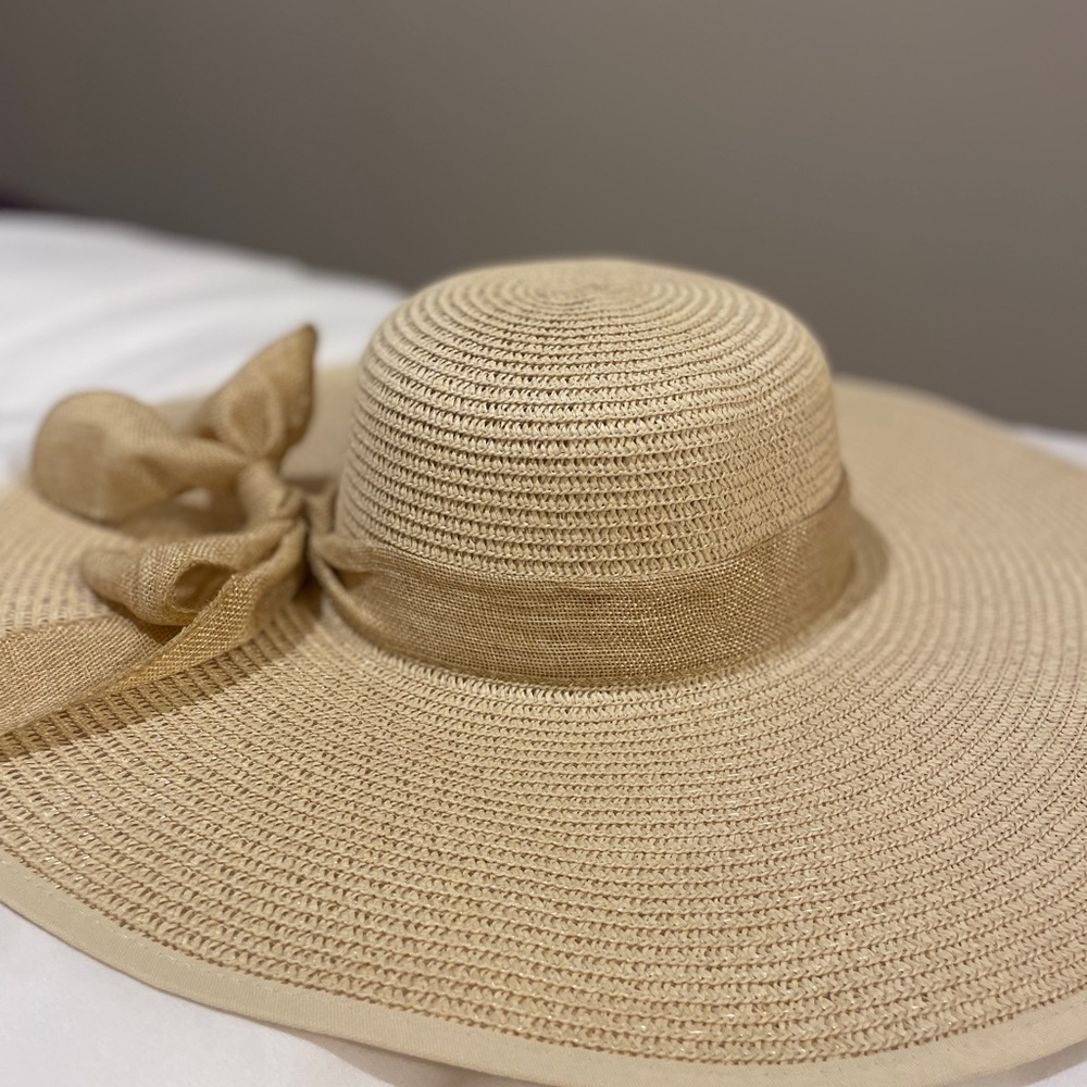 🩷Sale🩷Cream Wide-Brim Hat with Bow - Picture 4 of 6